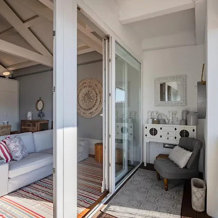 Lighthouse By Da'home Porto