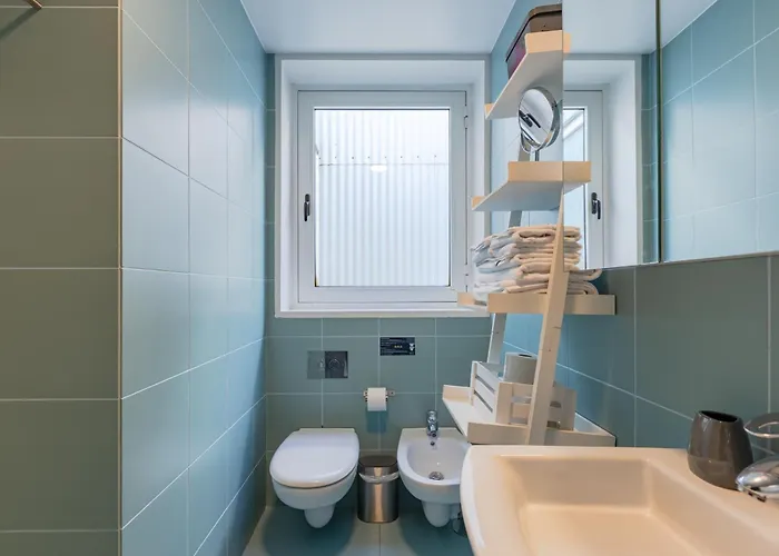 Lighthouse By Da'home *