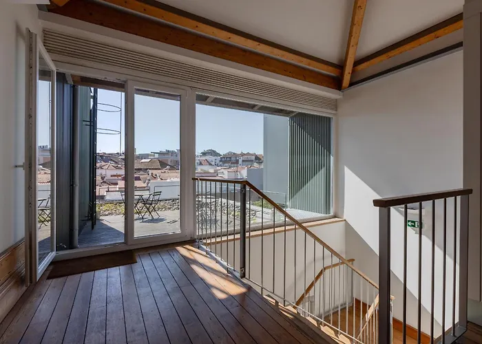 Lighthouse By Da'home *